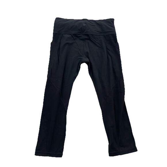 Athleta Salutation Stash Pocket Capri Medium Black Women 19" Inseam 63-6 - Picture 1 of 9